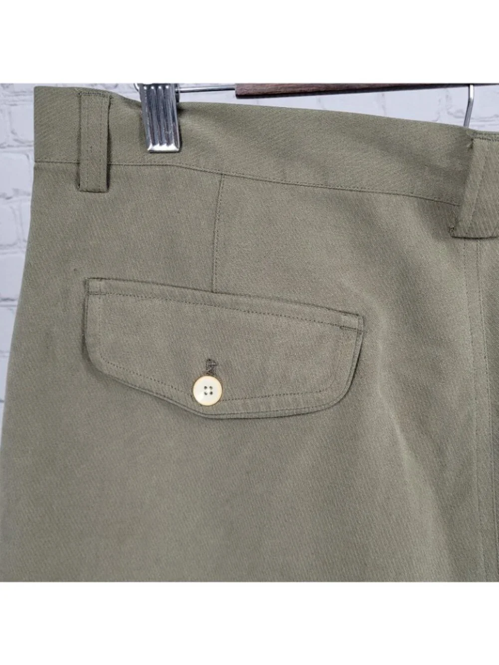 Caribbean Green 100% Silk Pleated Front Pockets Casual Shorts 36 (36x8.5)